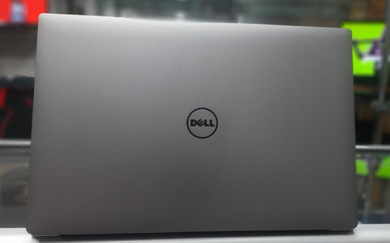 Dell Percsion Xeon 8 Generation Laptop