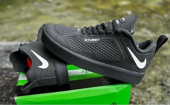 Nike Stussy Shoes