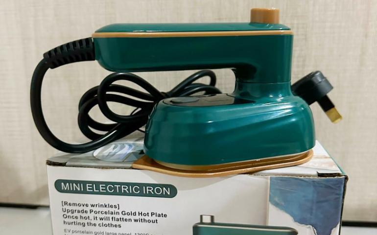 Portable Mini Electric Iron