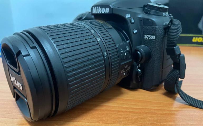 Nikon D7500 Camera