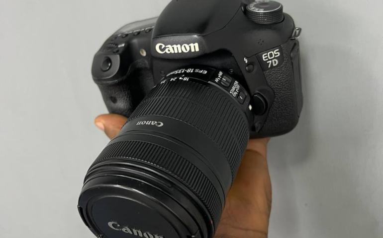 Canon 7D Mark 1 Camera