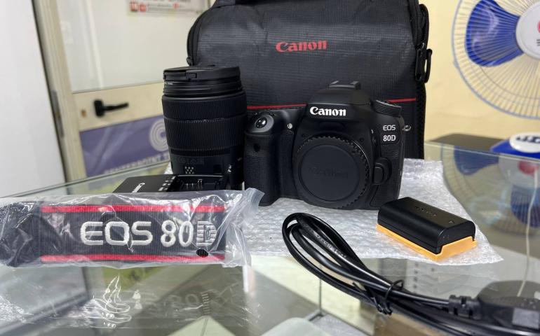 Canon 80D Camera