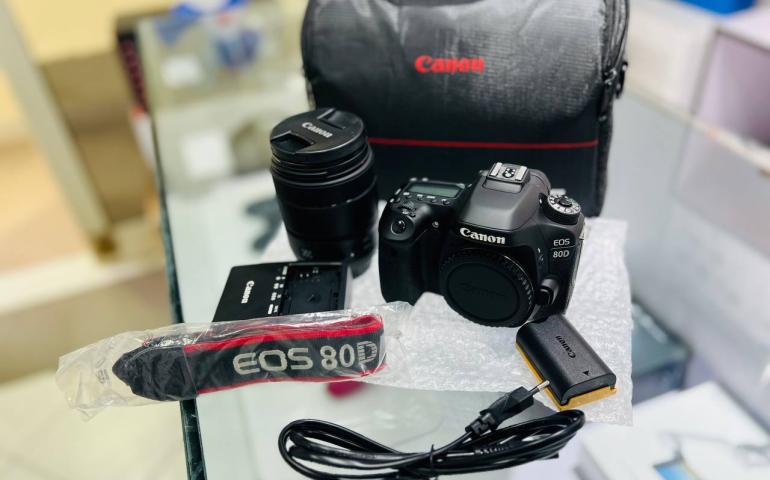 Canon 80D Camera